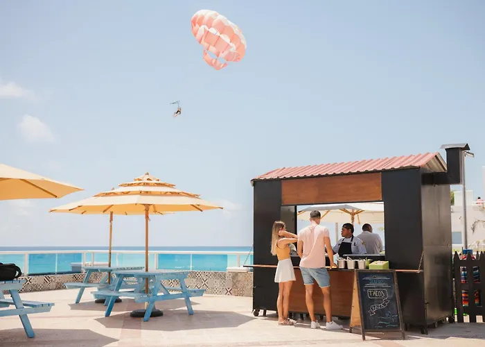 Wyndham Alltra Cancun All Inclusive Resort
